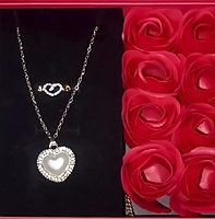 LOVE FOREVER GIFT PACK (RING, EARRINGS + ROSE PETALS) LOVE FOREVER GIFT PACK (RING, EARRINGS + ROSE PETALS)
