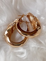 NON-TARNISHING GOLD REPLICA EARRING NON-TARNISHING GOLD REPLICA EARRING