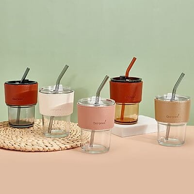 COFFEE CUP WITH STRAW