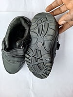 QUALITY & DURABLE BOYS SNEAKERS - UK STOCK SHOES SIZE 7/24 QUALITY & DURABLE BOYS SNEAKERS - UK STOCK SHOES SIZE 7/24