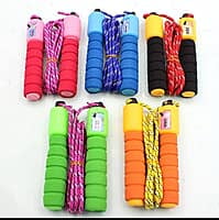 PROFESSIONAL SKIPPING ROPE WITH ELECTRONIC COUNTER - 2.4M LENGTH PROFESSIONAL SKIPPING ROPE WITH ELECTRONIC COUNTER - 2.4M LENGTH