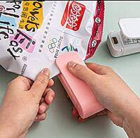 MINI NYLON SEALER PORTABLE MANUAL HEAT SEALING MACHINE - BATTERY OPERATED MINI NYLON SEALER PORTABLE MANUAL HEAT SEALING MACHINE - BATTERY OPERATED