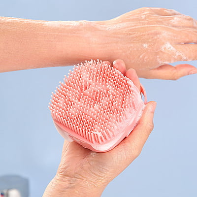 SILICON BATHING & MASSAGE  SPONGE  WITH AUTOMATIC SOAP DISPENSER